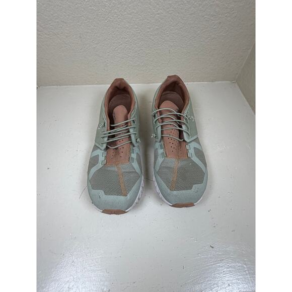 On Cloud running shoe in a green & brown  - excellent condition - Picture 10 of 10